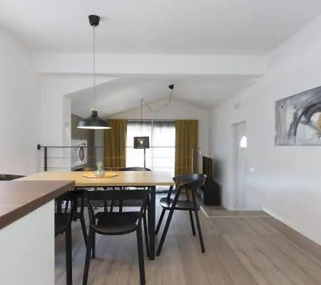 Haus Simuni *