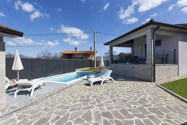 Dom wakacyjny Haus Simuni